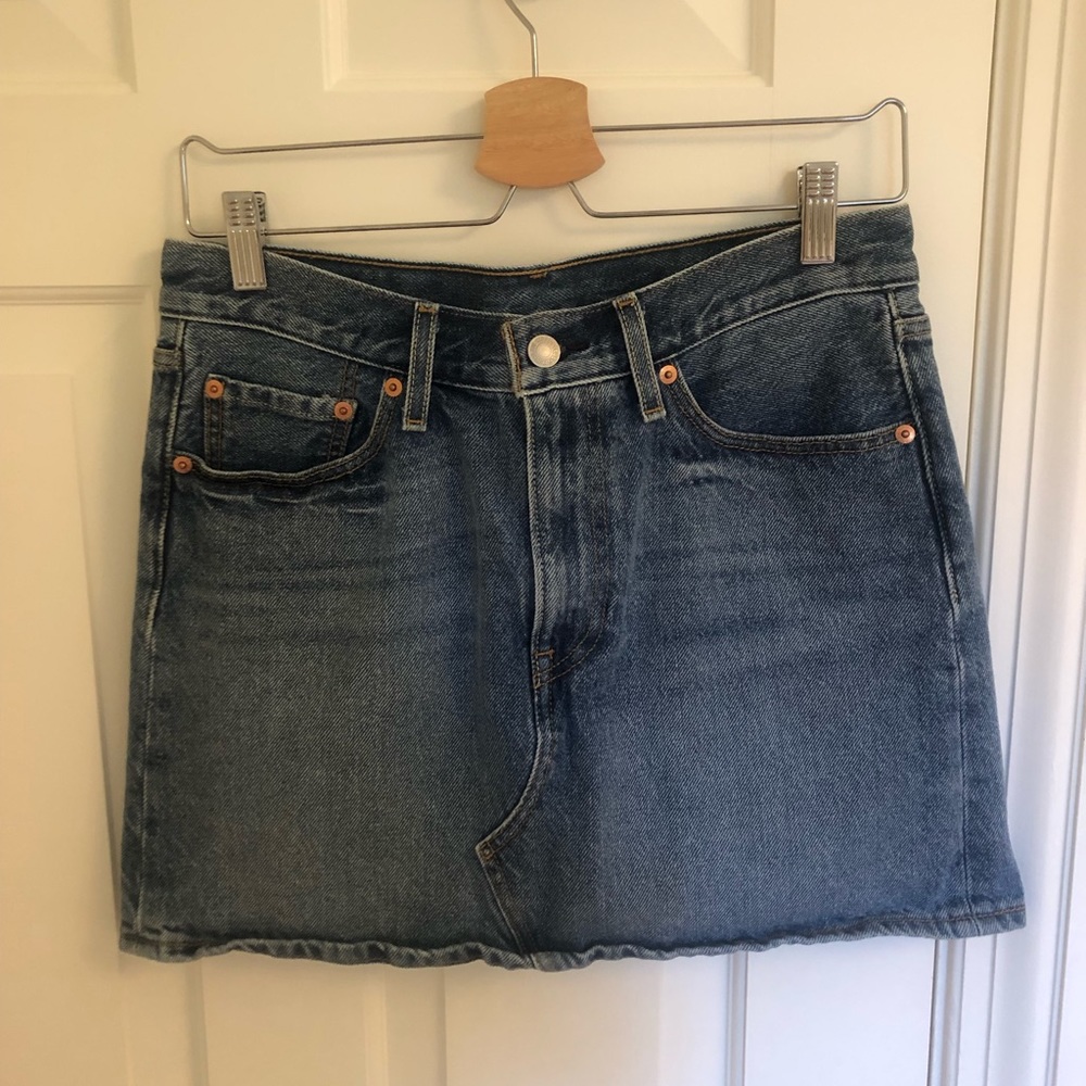 Levi’s Denim Skirt - 27, medium wash